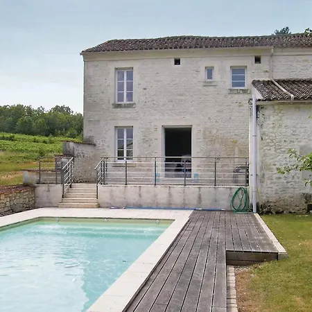 4 Bedroom Amazing Home In Champmillon