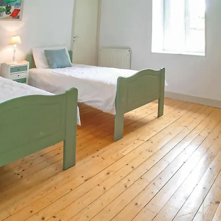 4 Bedroom Amazing Home In Champmillon Champmillon