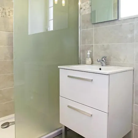 4 Bedroom Amazing Home In Champmillon Holiday home